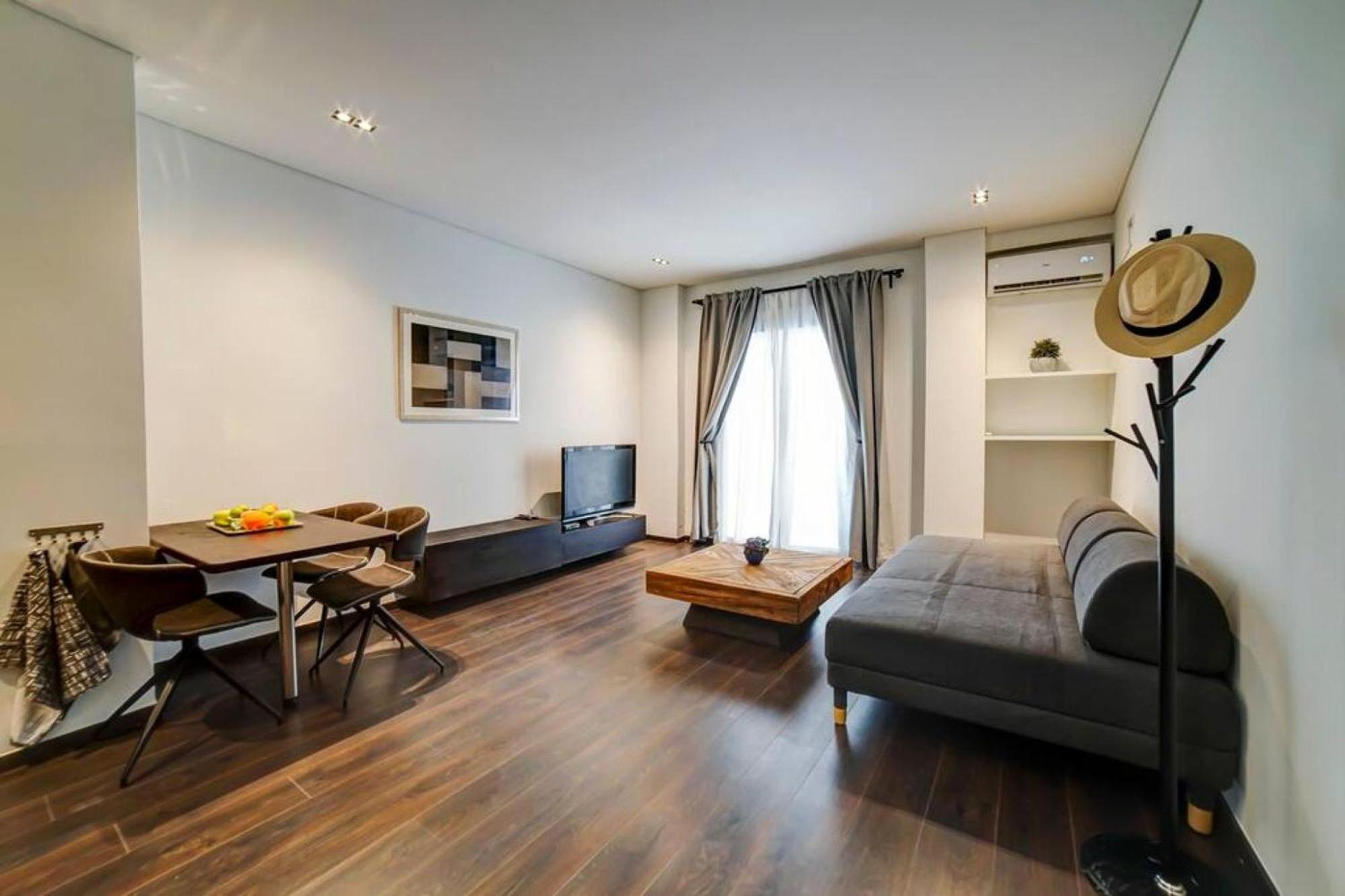 Classy And Stylish Apartment Next To Hilton Athens Exterior photo